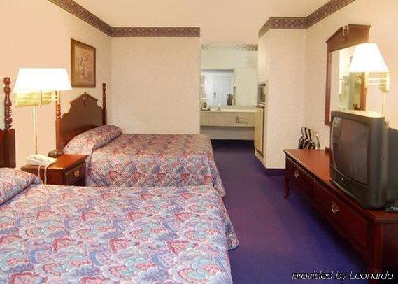 Econo Lodge Inn & Suites טסקלוסה חדר תמונה